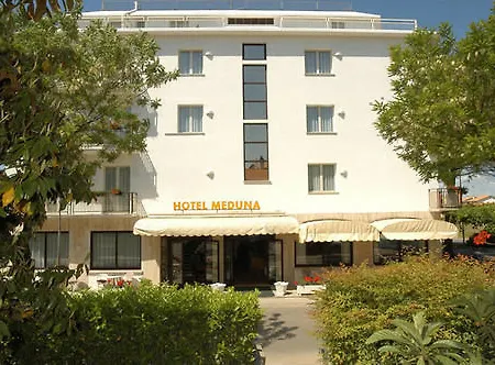 Meduna Hotel 3*